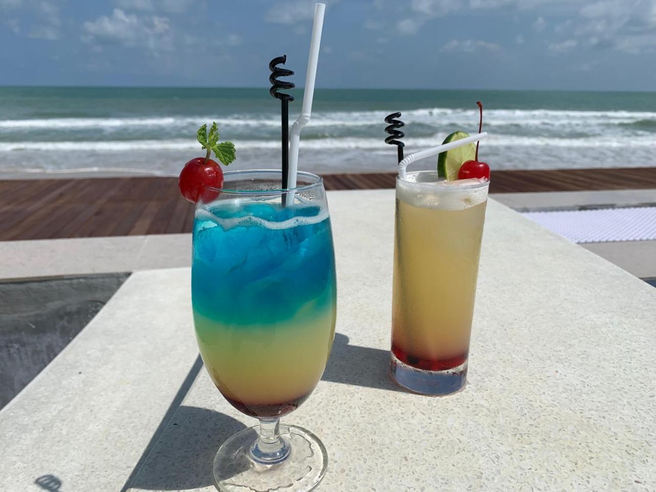 Wis Beach Khanom Kültér fotó